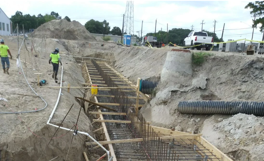 Columns and walls — formwork setup for vertical concrete placement (6)